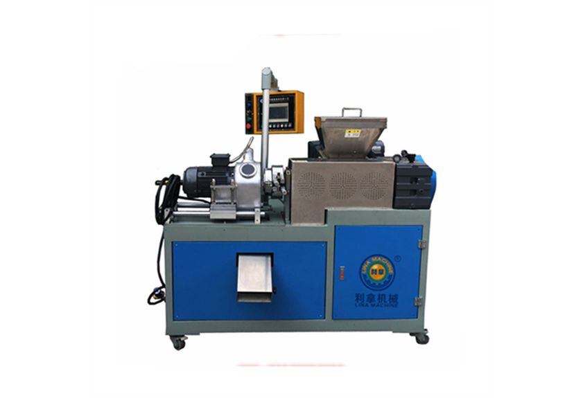 陶瓷粉末造粒機(jī)：現(xiàn)代工業(yè)的革新者