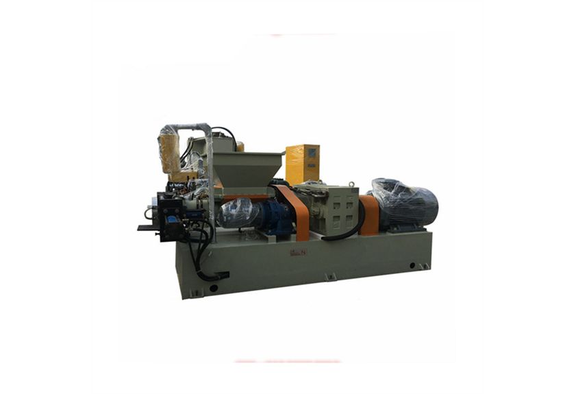 橡膠出片擠出機(jī)：工業(yè)制造的精密伙伴